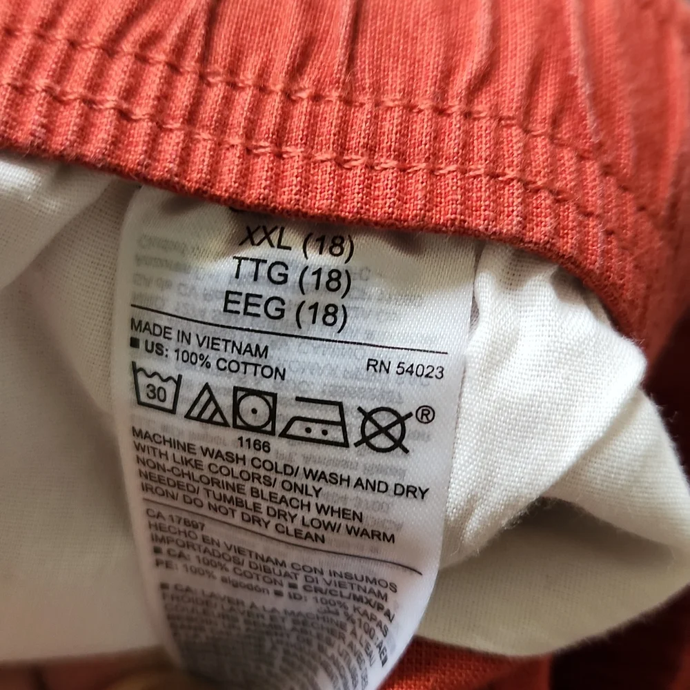 Old navy big boy shorts rust color xxl